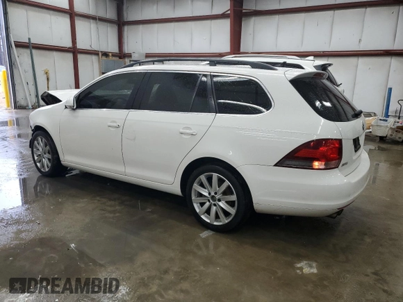 2010 Volkswagen Jetta SE with VIN 3VWTX7AJ8AM685028, listed as a Copart auction lot 83465474 with 99,943 mi miles and Salvage title. Bid and sale history available at DreamBid. Image 2.