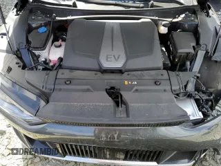 2024 Kia EV6 Wind with VIN KNDC34LA2R5202290, listed as a Copart auction lot 76450034 with 16,636 mi miles and Clean Title. Bid and sale history available at carsss.com. Image 12.