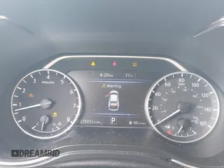 2017 Nissan Maxima SL z VIN 1N4AA6AP3HC441685, wystawiony jako IAAI lot #42236439 z przebiegiem 175 931 mil mil oraz . Historia ofert i sprzedaży dostępna na DreamBid. Obrazek 7.