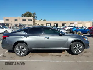 2020 Nissan Altima 2.5 SL with VIN 1N4BL4EV3LC142122, listed as a IAAI auction lot 41648381 with 55,265 mi miles. Bid and sale history available at carsss.com. Image 13.