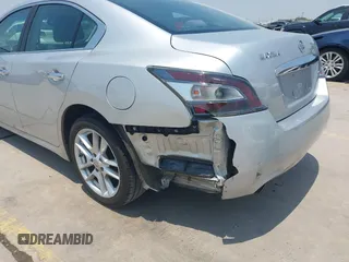 2014 Nissan Maxima SV with VIN 1N4AA5AP5EC464620, listed as a IAAI auction lot 42267412 with 147,129 mi miles and . Bid and sale history available at DreamBid. Image 6.