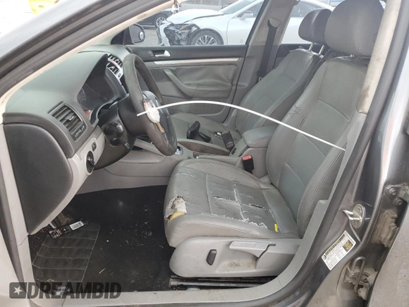 2007 Volkswagen Jetta Wolfsburg Edition с VIN 3VWEF71K27M068477, выставлен на аукционе Copart как лот 54299025 с пробегом 294 325 миль миль и Списание • Salvage title. История ставок и продаж доступна на DreamBid. Изображение 7.