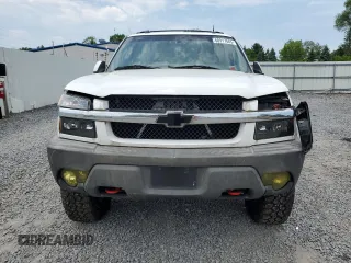 2004 Chevrolet Avalanche Z71 with VIN 3GNEK12T84G205880, listed as a Copart auction lot 60917865 with 235,708 mi miles and Salvage title. Bid and sale history available at DreamBid. Image 5.