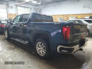 2022 GMC Sierra 1500 Limited SLT with VIN 3GTU9DED4NG189216, listed as a Copart auction lot 43121895 with 33,775 mi miles and Salvage Title. Bid and sale history available at carsss.com. Image 2.
