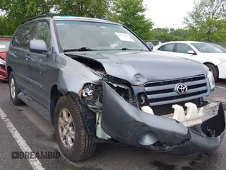2005 Toyota Highlander z VIN JTEEP21A650101017, wystawiony jako IAAI lot #42302451 z przebiegiem 187 952 mil mil oraz . Historia ofert i sprzedaży dostępna na DreamBid. Obrazek 1.