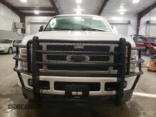 2008 Ford F-350 XL with VIN 1FTWX31R18ED78542, listed as a Copart auction lot 75205794 with 176,984 mi miles and Salvage Title. Bid and sale history available at DreamBid. Image 5.