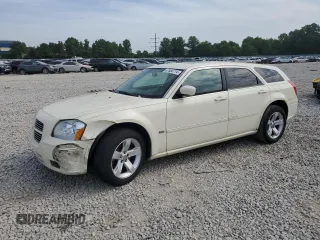 2006 Dodge Magnum SXT with VIN 2D4GZ47V16H149067, listed as a Copart auction lot 67564774 with 238,207 mi miles and Salvage Title. Bid and sale history available at carsss.com. Image 1.