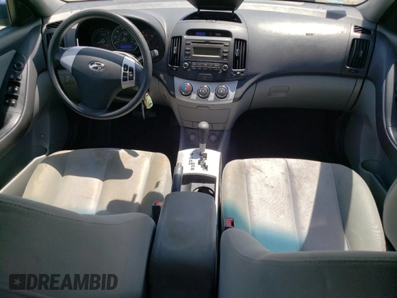 2009 Hyundai Elantra GLS z VIN KMHDU46D09U816764, wystawiony jako Copart lot #57595325 z przebiegiem 144 291 mil mil oraz Szkoda całkowita • Salvage title. Historia ofert i sprzedaży dostępna na DreamBid. Obrazek 8.