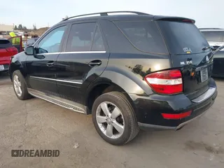 2010 Mercedes-Benz M 350 с VIN 4JGBB5GB2AA605104, выставлен на аукционе IAAI как лот 41922137 с пробегом 95 870 миль миль и . История ставок и продаж доступна на DreamBid. Изображение 3.