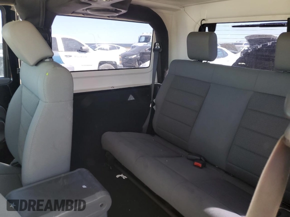 2008 Jeep Wrangler Rubicon with VIN 1J4GA64178L632855, listed as a Copart auction lot 49717905 with 92,031 mi miles and Salvage title. Bid and sale history available at DreamBid. Image 10.