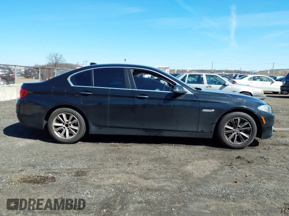 2015 BMW 5 Series 528i xDrive with VIN WBA5A7C50FD621076, listed as a IAAI auction lot 41823319 with 113,631 mi miles and . Bid and sale history available at carsss.com. Image 14.