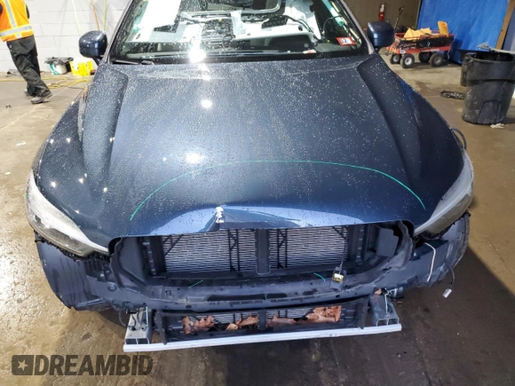 2023 Volvo XC60 Plus Bright Theme with VIN YV4L12RN2P1289100, listed as a Copart auction lot 86898924 with 25,282 mi miles and Salvage Title. Bid and sale history available at carsss.com. Image 12.