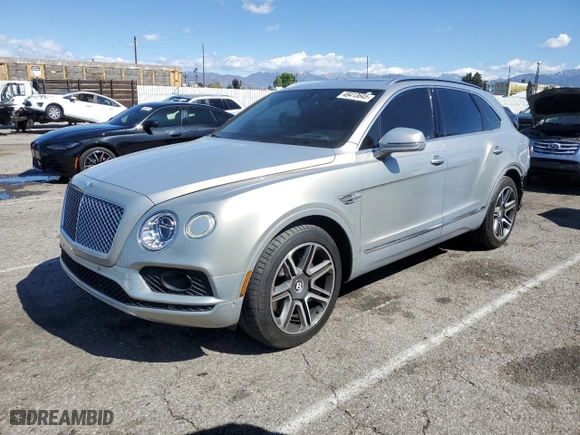 2018 Bentley Bentayga W12 Signature with VIN SJAAC4ZV0JC020171, listed as a Copart auction lot 48413645 with 76196 miles and Salvage Title. Bid and sale history available at carsss.com. Image 1.