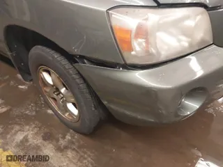 2007 Toyota Highlander w/3rd Row with VIN JTEEP21A870225356, listed as a IAAI auction lot 41602511 with 186,254 mi miles. Bid and sale history available at carsss.com. Image 6.