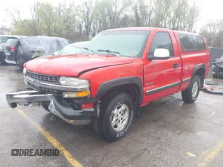 1999 Chevrolet Silverado 1500 LS with VIN 1GCEK14T6XZ153966, listed as a IAAI auction lot 41898476 with 246,792 mi miles. Bid and sale history available at carsss.com. Image 2.