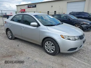 2013 Kia Forte EX with VIN KNAFU4A29D5731280, listed as a IAAI auction lot 41962277 with 160,141 mi miles. Bid and sale history available at carsss.com. Image 1.