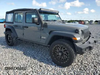 2019 Jeep Wrangler Unlimited Sport with VIN 1C4HJXDG6KW690966, listed as a Copart auction lot 62450355 with 55,576 mi miles and Salvage title. Bid and sale history available at DreamBid. Image 4.
