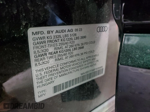 2024 Audi Q3 S line Premium Plus z VIN WA1EECF34R1035605, wystawiony jako Copart lot #42318005 z przebiegiem 10 264 mil mil oraz Szkody całkowita. Historia ofert i sprzedaży dostępna na DreamBid. Obrazek 13.