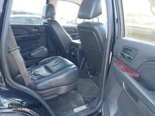 2012 Cadillac Escalade Premium z VIN 1GYS4CEF4CR201082, wystawiony jako IAAI lot #42296268 z przebiegiem 180 791 mil mil oraz . Historia ofert i sprzedaży dostępna na DreamBid. Obrazek 8.
