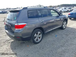 2013 Toyota Highlander Limited with VIN 5TDYK3EH3DS134775, listed as a IAAI auction lot 41785006 with 91,891 mi miles. Bid and sale history available at carsss.com. Image 4.