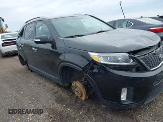 2014 Kia Sorento LX with VIN 5XYKT4A62EG490307, listed as a IAAI auction lot 41957200 with 104,331 mi miles. Bid and sale history available at carsss.com. Image 13.