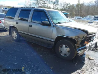 1998 Chevrolet Tahoe with VIN 1GNEK13R7WJ367763, listed as a IAAI auction lot 41442910 with 270,488 mi miles. Bid and sale history available at carsss.com. Image 1.