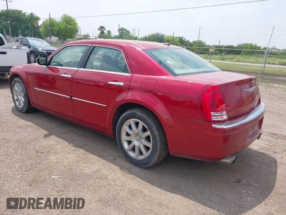 2010 Chrysler 300 C Hemi with VIN 2C3CA6CT2AH126011, listed as a IAAI auction lot 41914085 with 230,640 mi miles and . Bid and sale history available at carsss.com. Image 3.