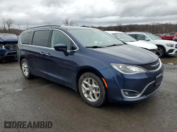 2018 Chrysler Pacifica Touring Plus with VIN 2C4RC1FG1JR178192, listed as a Copart auction lot 49412905 with 38,683 mi miles and Salvage Title. Bid and sale history available at DreamBid. Image 4.