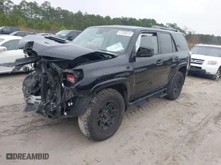 2022 Toyota 4Runner TRD Off Road with VIN JTEPU5JR1N6037734, listed as a IAAI auction lot 41530167 with 33,522 mi miles. Bid and sale history available at carsss.com. Image 17.