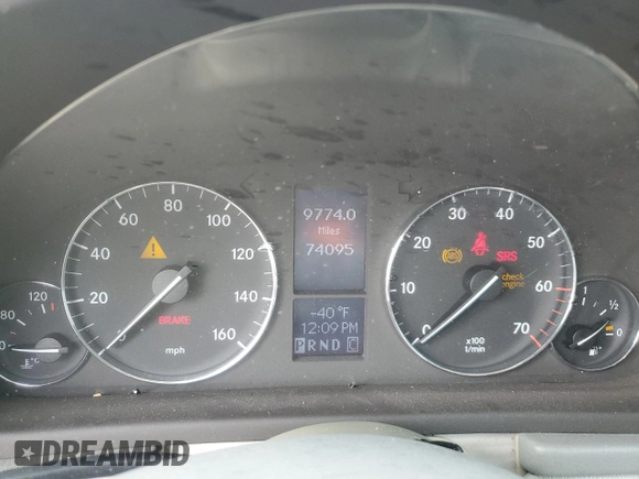 2005 Mercedes-Benz C 240 with VIN WDBRF61JX5F577623, listed as a Copart auction lot 41761925 with 74,095 mi miles and Salvage Title. Bid and sale history available at DreamBid. Image 9.