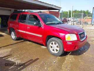2005 GMC Envoy SLT z VIN 1GKET16SX56163372, wystawiony jako IAAI lot #42256243 z przebiegiem 238 853 mil mil oraz . Historia ofert i sprzedaży dostępna na DreamBid. Obrazek 1.