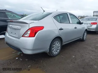 2019 Nissan Versa Sedan SV with VIN 3N1CN7AP1KL815688, listed as a IAAI auction lot 41955017 with 72,151 mi miles. Bid and sale history available at carsss.com. Image 4.