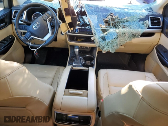 2018 Toyota Highlander SE z VIN 5TDKZRFH9JS238704, wystawiony jako Copart lot #74180764 z przebiegiem 96 037 mil mil oraz Szkoda całkowita • Salvage title. Historia ofert i sprzedaży dostępna na DreamBid. Obrazek 8.