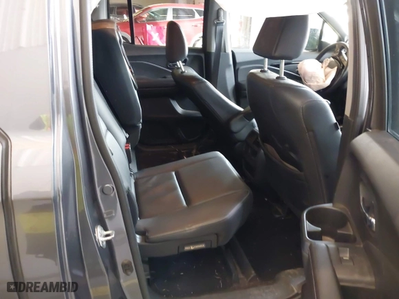 2017 Honda Ridgeline RTL-E with VIN 5FPYK3F73HB034764, listed as a IAAI auction lot 41146866 with 125,885 mi miles. Bid and sale history available at carsss.com. Image 8.
