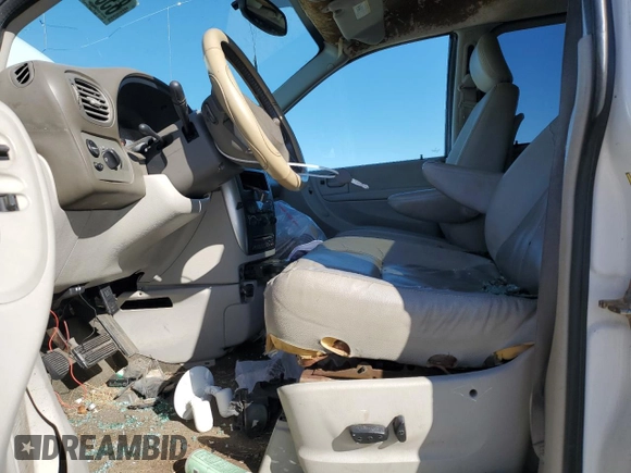 2006 Chrysler Town & Country LWB Touring with VIN 2A8GP54L96R772211, listed as a Copart auction lot 83391074 with 244,498 mi miles and Salvage Title. Bid and sale history available at carsss.com. Image 7.