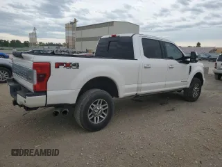 2017 Ford F-250 Lariat with VIN 1FT7W2BT6HEB89431, listed as a Copart auction lot 60673005 with 58,158 mi miles and Salvage title. Bid and sale history available at DreamBid. Image 3.
