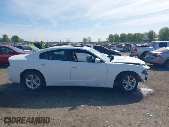 2019 Dodge Charger SXT with VIN 2C3CDXBG7KH661578, listed as a IAAI auction lot 39126917 with 117,594 mi miles. Bid and sale history available at carsss.com. Image 13.