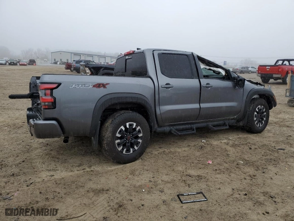 2024 Nissan Frontier PRO-4X with VIN 1N6ED1EK5RN627574, listed as a Copart auction lot 43977725 with 12,019 mi miles and Salvage Title. Bid and sale history available at carsss.com. Image 3.