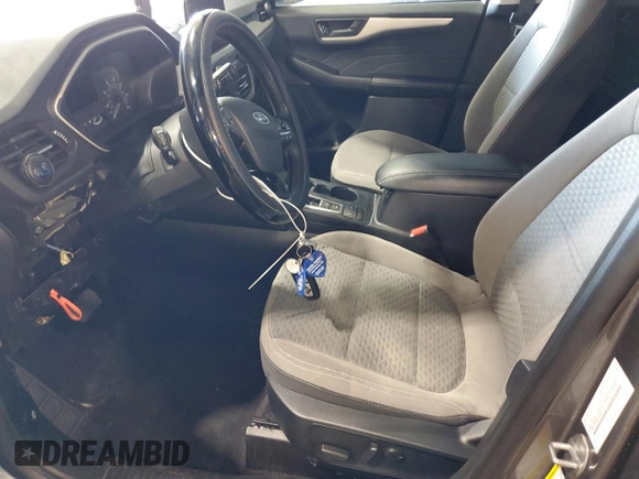 2022 Ford Escape SE with VIN 1FMCU9G63NUA06046, listed as a Copart auction lot 46512455 with 28,740 mi miles and Clean Title. Bid and sale history available at DreamBid. Image 7.