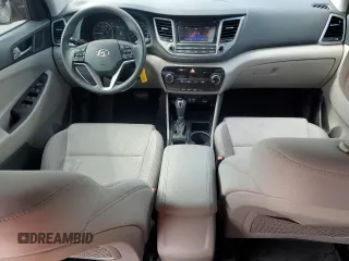 2016 Hyundai Tucson SE z VIN KM8J3CA41GU222107, wystawiony jako Copart lot #55587125 z przebiegiem 99 918 mil mil oraz Szkoda całkowita • Salvage title. Historia ofert i sprzedaży dostępna na DreamBid. Obrazek 8.