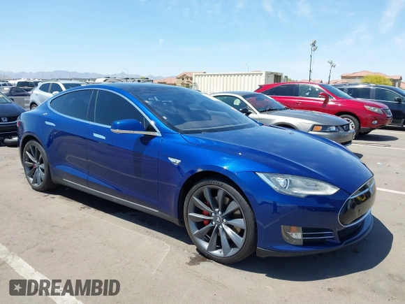 2016 Tesla Model S 70 kWh Battery with VIN 5YJSA1E10GF126433, listed as a IAAI auction lot 42169558 with 120,182 mi miles and . Bid and sale history available at carsss.com. Image 1.