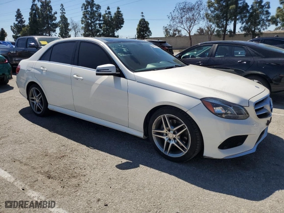 2016 Mercedes-Benz E-Class E 350 Sport with VIN WDDHF5KB9GB270393, listed as a Copart auction lot 49927035 with 125,703 mi miles and Salvage Title. Bid and sale history available at carsss.com. Image 4.