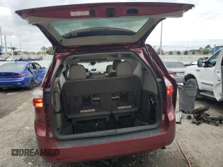 2018 Toyota Sienna XLE Auto Access Seat with VIN 5TDYZ3DC4JS915964, listed as a Copart auction lot 45853275 with 92,614 mi miles and Non repairable. Bid and sale history available at DreamBid. Image 6.