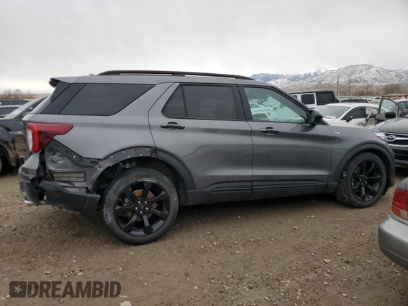 2022 Ford Explorer ST-Line with VIN 1FMSK8KH6NGC46663, listed as a Copart auction lot 46060605 with 41,304 mi miles and Salvage Title. Bid and sale history available at carsss.com. Image 3.