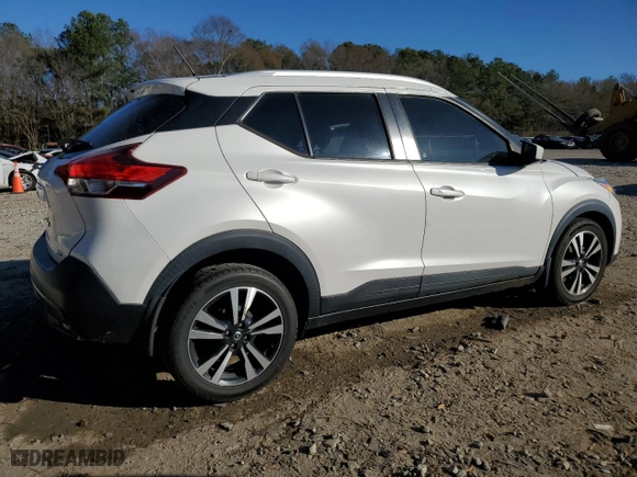2018 Nissan Kicks S with VIN 3N1CP5CU4JL507205, listed as a Copart auction lot 44235935 with 88,935 mi miles and Salvage Title. Bid and sale history available at carsss.com. Image 3.