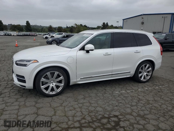 2017 Volvo XC90 Inscription с VIN YV4BC0PL9H1186463, выставлен на аукционе Copart как лот 53855365 с пробегом 69 624 миль миль и Списание • Salvage title. История ставок и продаж доступна на DreamBid. Изображение 1.