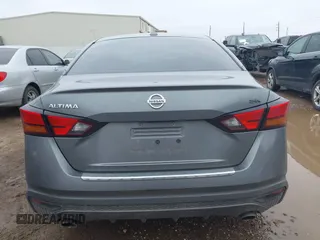 2019 Nissan Altima SR with VIN 1N4BL4CV8KN301609, listed as a IAAI auction lot 41608699 with 159,931 mi miles and . Bid and sale history available at carsss.com. Image 16.