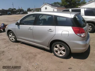 2004 Toyota Matrix Std with VIN 2T1KR32E04C211462, listed as a IAAI auction lot 42084005 with 299,999 mi miles. Bid and sale history available at carsss.com. Image 3.