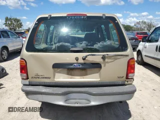 2000 Ford Explorer z VIN 1FMDU62X4YZA34304, wystawiony jako Copart lot #72740164 z przebiegiem 222 547 mil mil oraz Szkoda całkowita • Salvage title. Historia ofert i sprzedaży dostępna na DreamBid. Obrazek 6.