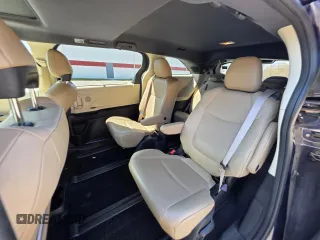 2021 Toyota Sienna XLE with VIN 5TDJSKFC6MS013236, listed as a Copart auction lot 54689625 with 182,315 mi miles and Clean Title. Bid and sale history available at carsss.com. Image 6.